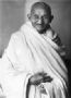 Der Freiheitsk�mpfer Mahatma Gandhi trat f�r den Verzicht von Gewalt ein. Seine Aktionen leiteten die Unabh�ngigkeit Indiens von Gro�britannien ein. 